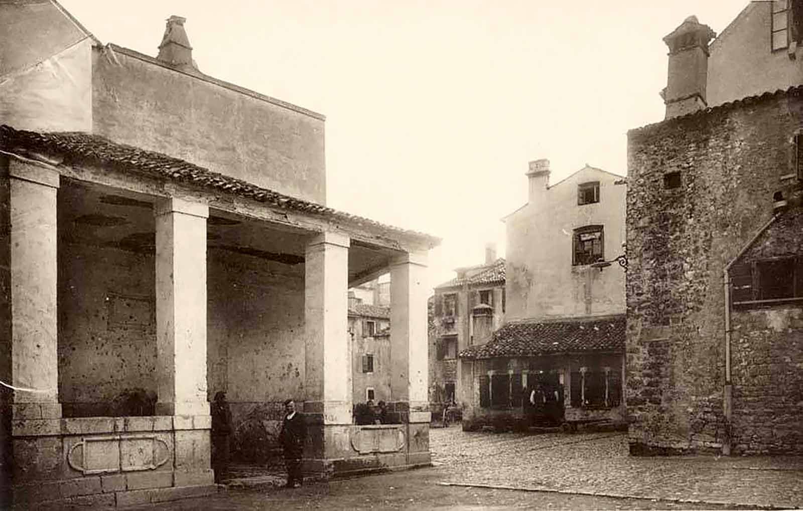 Pile market in Zadar, 1903